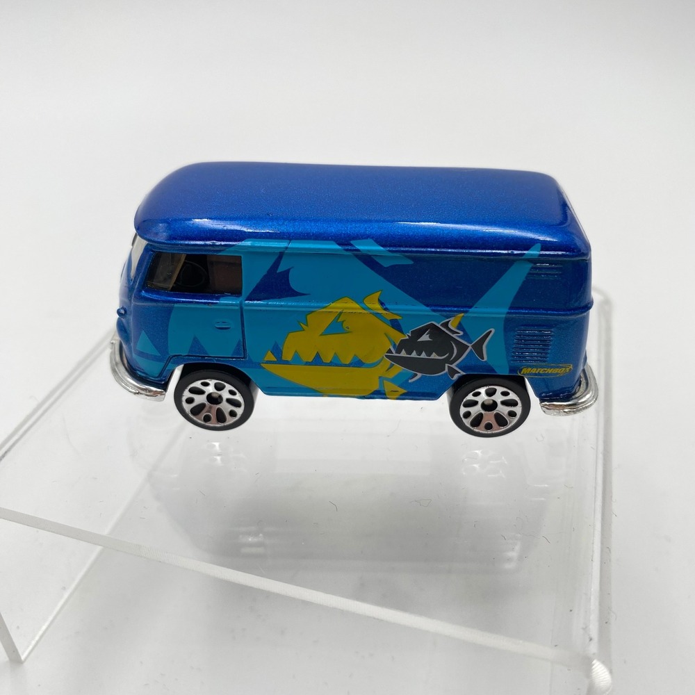 Matchbox 1999 VW Delivery Van Blue Piraña Graphic‎ Diecast Toy Car Kid